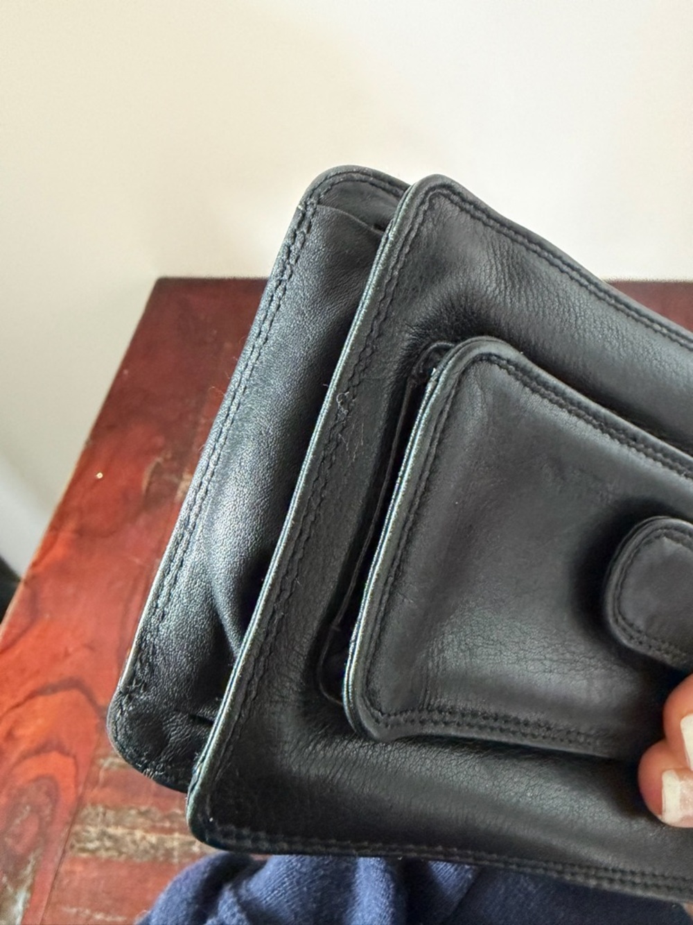 Derek Alexander Vintage Black Leather Crossbody Wallet Purse with Phone Pocket - Picture 5 of 11